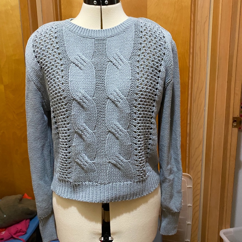 Sweater - Picture 1 of 3
